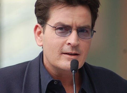 polémico actor Charlie Sheen portador del Virus de Inmunodeficiencia Humana VIH Sida