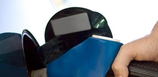 Suman RD$411 los millones utilizados para mantener precios de combustibles