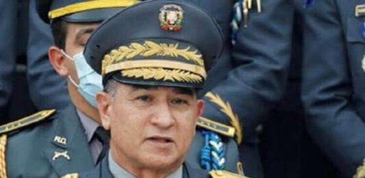 Todo iba bien hasta que el director policial dijo no a los hijos de madres solteras